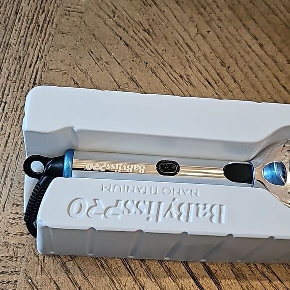 BabylissPro nanotitanium the cold brush NWT - Picture 5 of 8